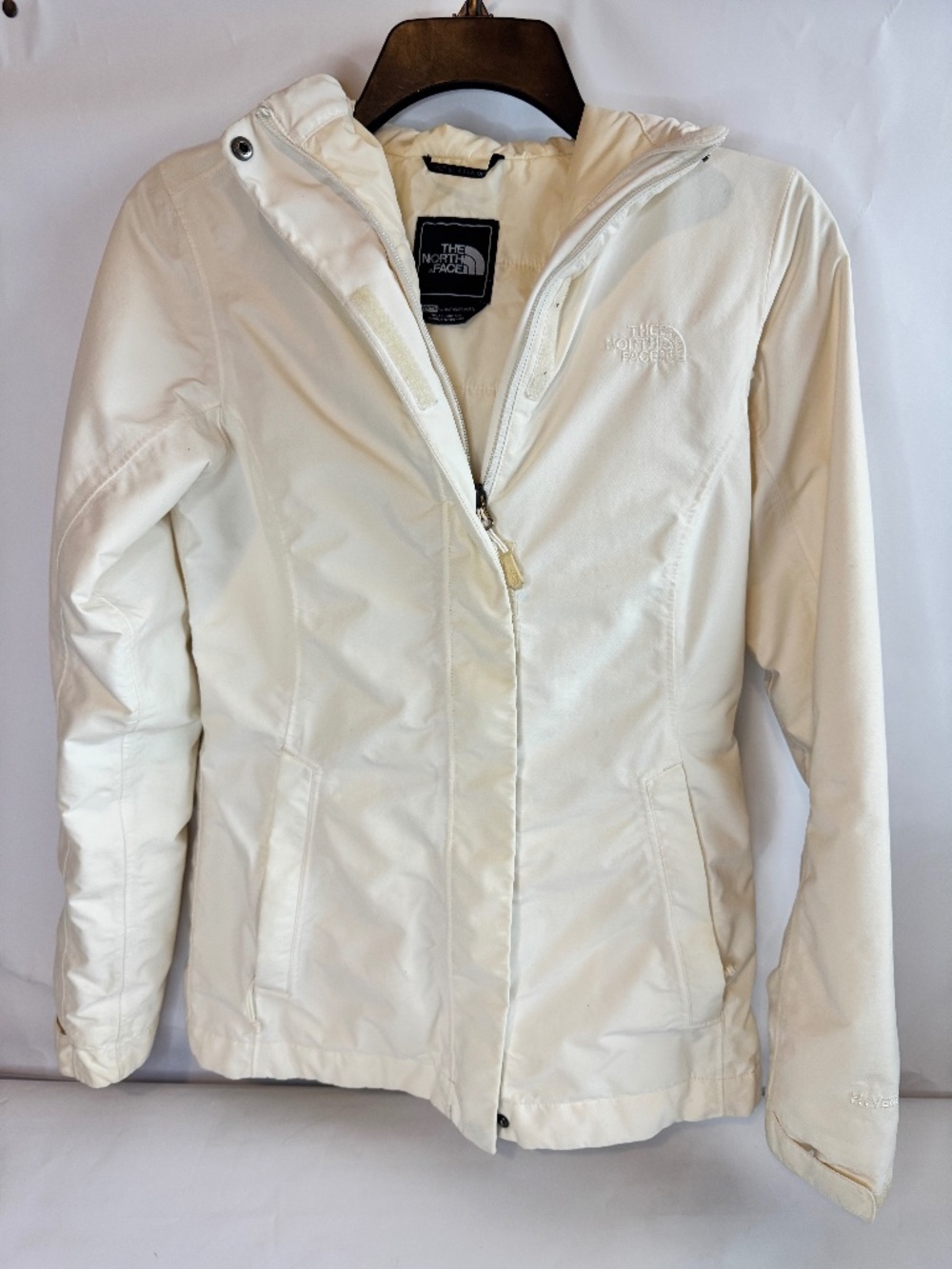 The North Face Women’s Cream Hooded Hyvent Winter Jacket | Size Extra Small